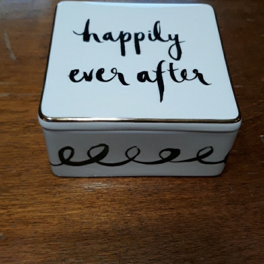 Kate spade keepsake box last day offer